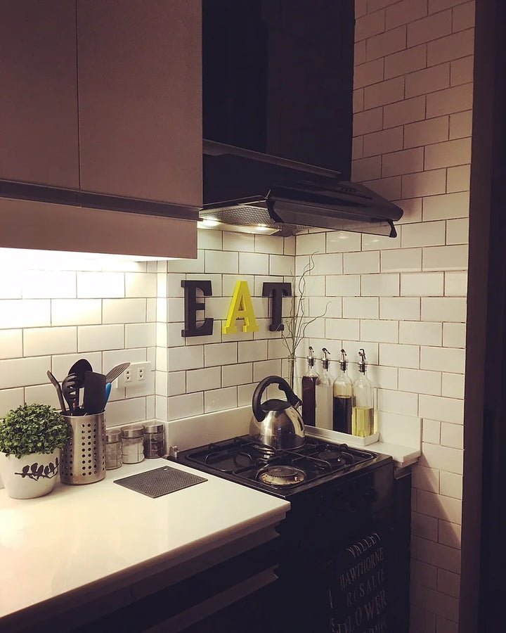 Glossy White Flat Subways Tile
